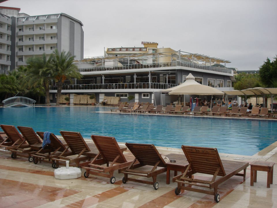 Großer Pool Mira Meridia Beach Hotel
