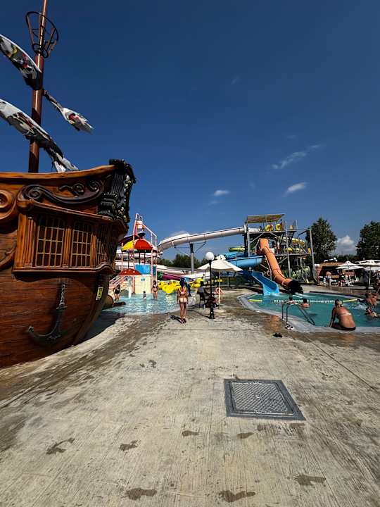 Pool HARPIN Georgioupolis Resort Aquapark & SPA