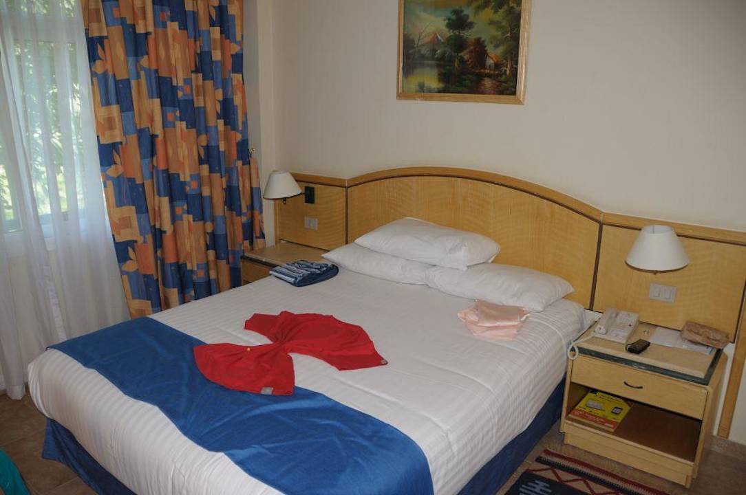 Sypialnia w suicie Sultan Gardens Resort