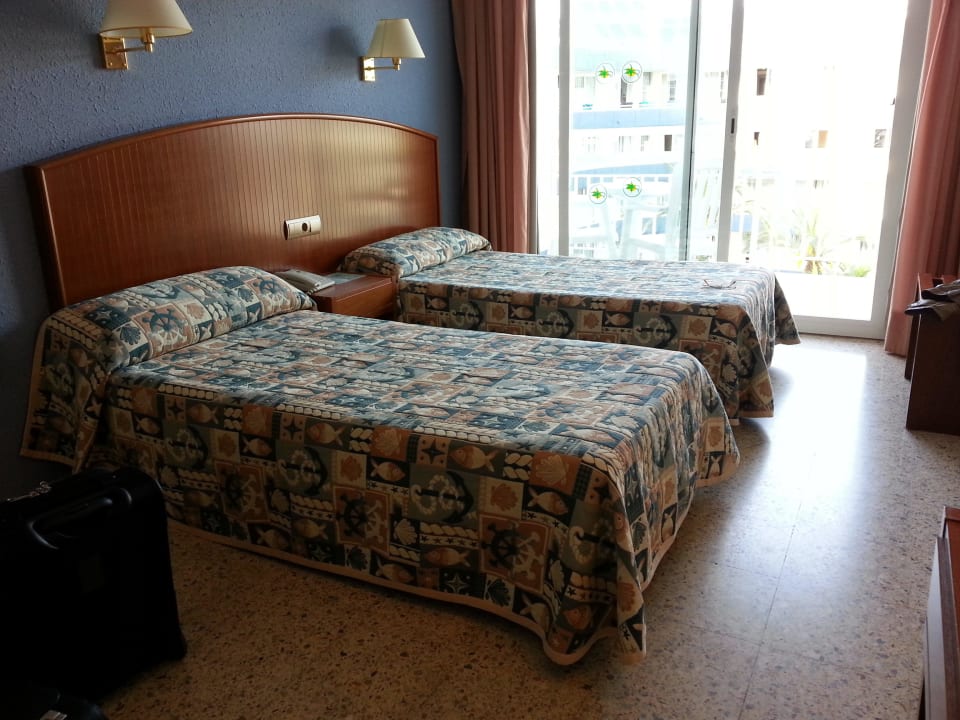 Sauber, guter Raumservice GHT Oasis Park & Spa