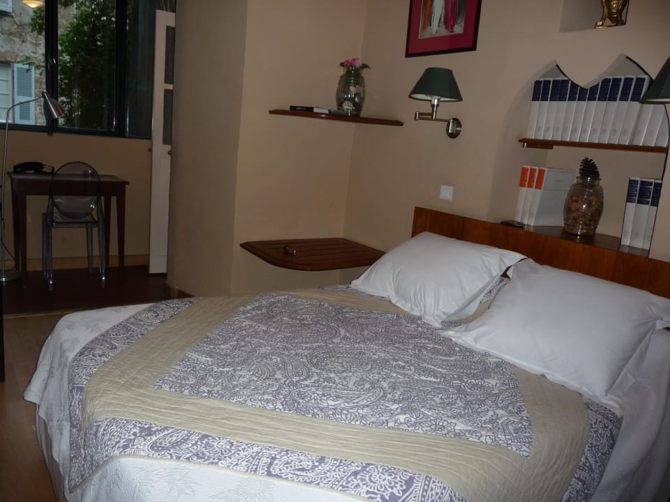 Das Zimmer Hotel Central Bastia