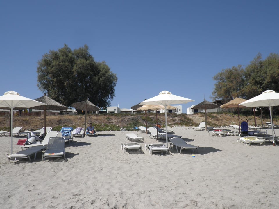 Puderzuckersand am Familienstrand Atlantica Beach Resort Kos