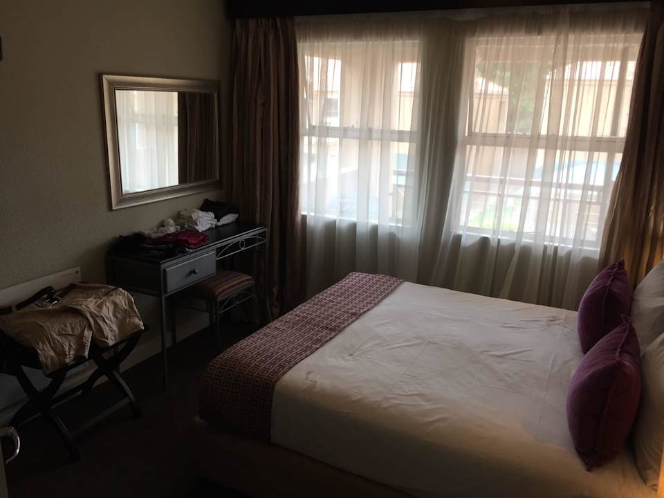 1. Schlafzimmer Mercure Johannesburg Bedfordview Hotel