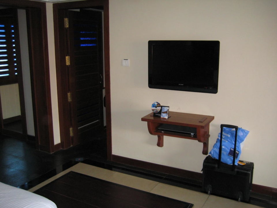 TV Radisson Blu Resort Temple Bay Mamallapuram