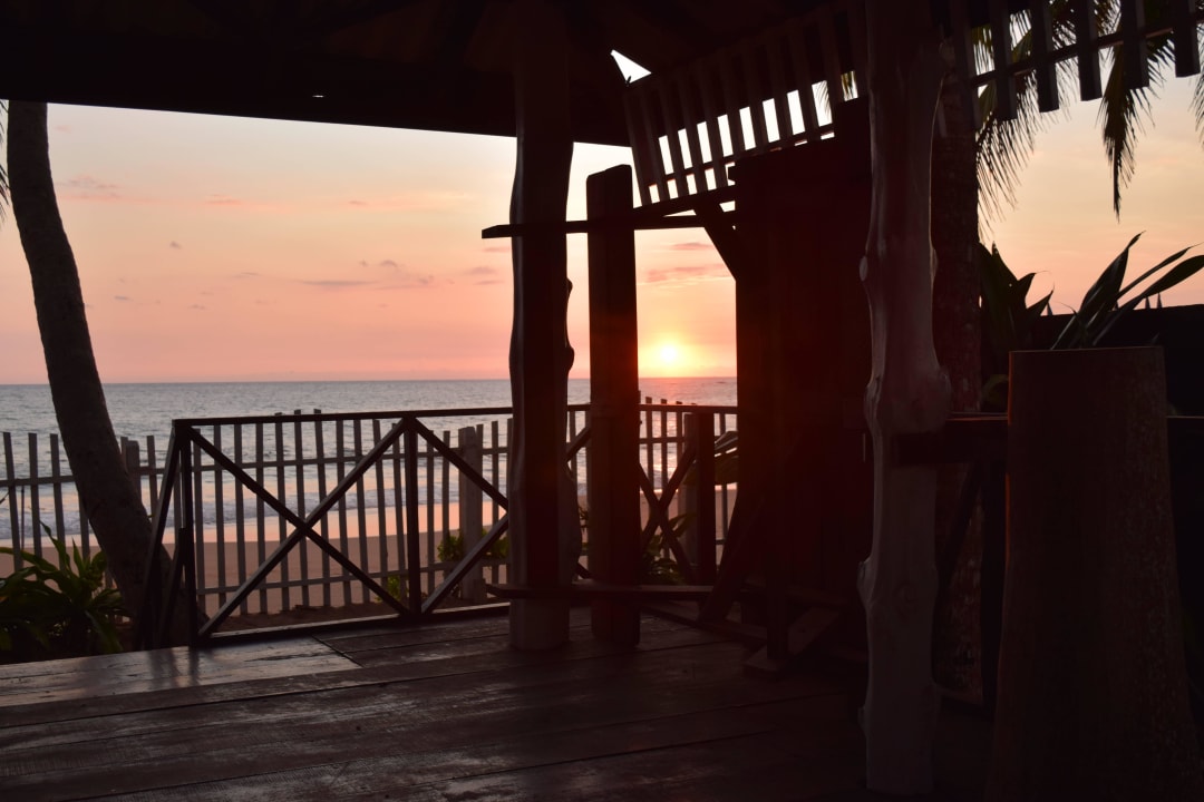 Sonnenuntergang am Privatstrand Villa Safira Ayurveda Residence