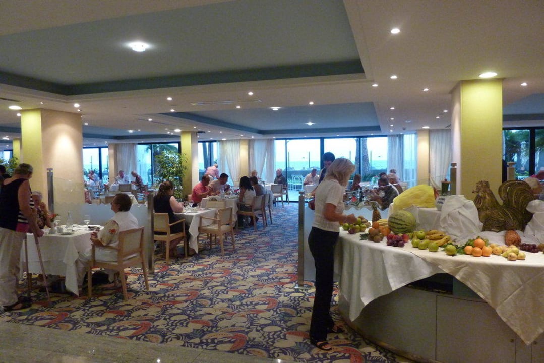 Speisesaal Hotel Faro, a Lopesan Collection Hotel