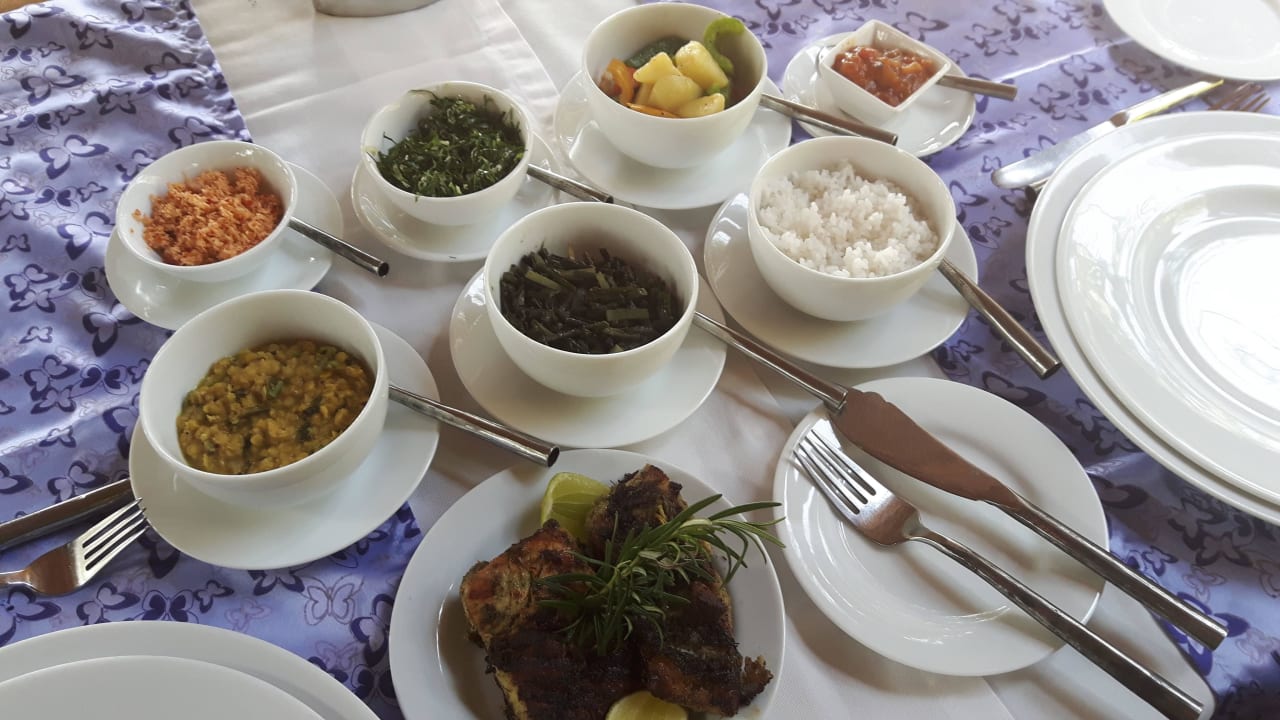 Hauptspeise zu Mittag Shunyata Villa