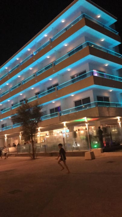 Hotel abends The Sea Hotel by Grupotel - Adults only