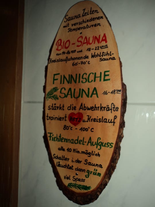 1 Sauna mit verschiedenen Temperaturen Sporthotel Wilder Kaiser