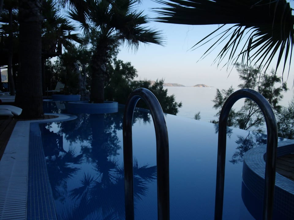 "Neuer" Poolbereich Gloria Maris Hotel Suites and Villa