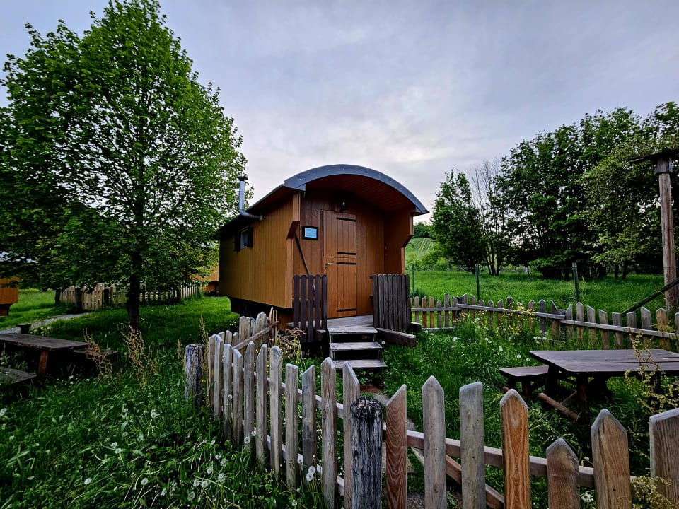 Außenansicht Natur-Resort Tripsdrill