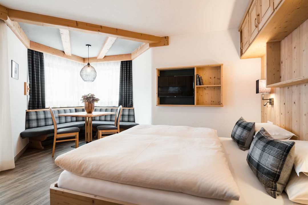 Zimmer Residence Ciasa Giardun