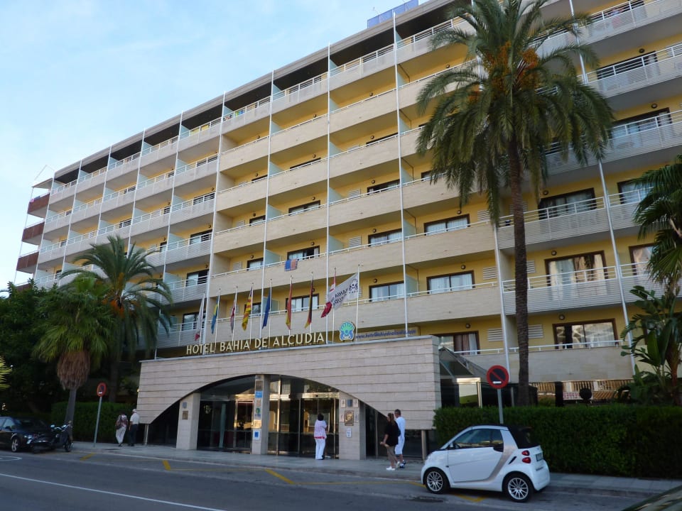 Außenansicht Strassenseite Bahía de Alcúdia Hotel & Spa