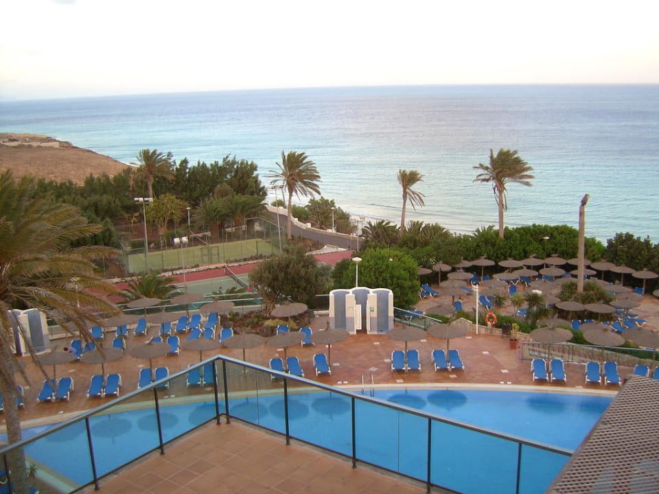Blick auf die Hotelanlage SBH Club Paraiso Playa