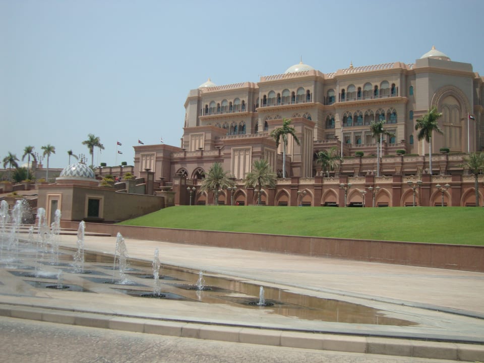 Außenansicht Emirates Palace Mandarin Oriental