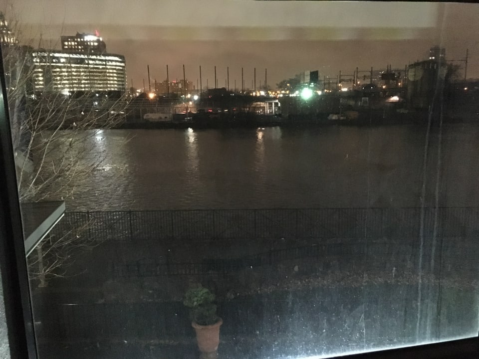 Zimmer Hampton Inn & Suites Newark-Harrison-Riverwalk