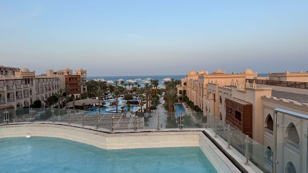 Strand The Grand Palace - Adults only