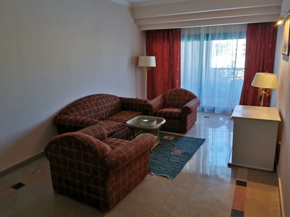 Zimmer Moreno Horizon Spa & Resort