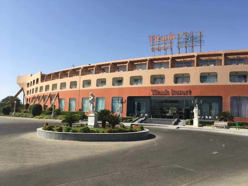 Außenansicht Titanic Resort & Aqua Park