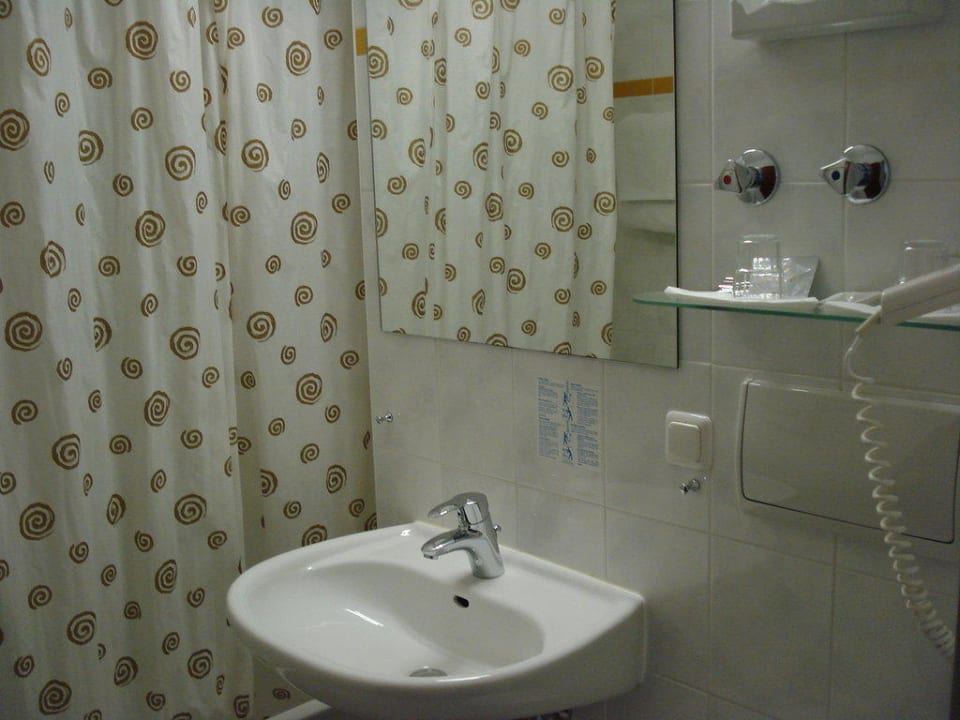 Bad Ströbinger Hof - Therme Wellness Resort