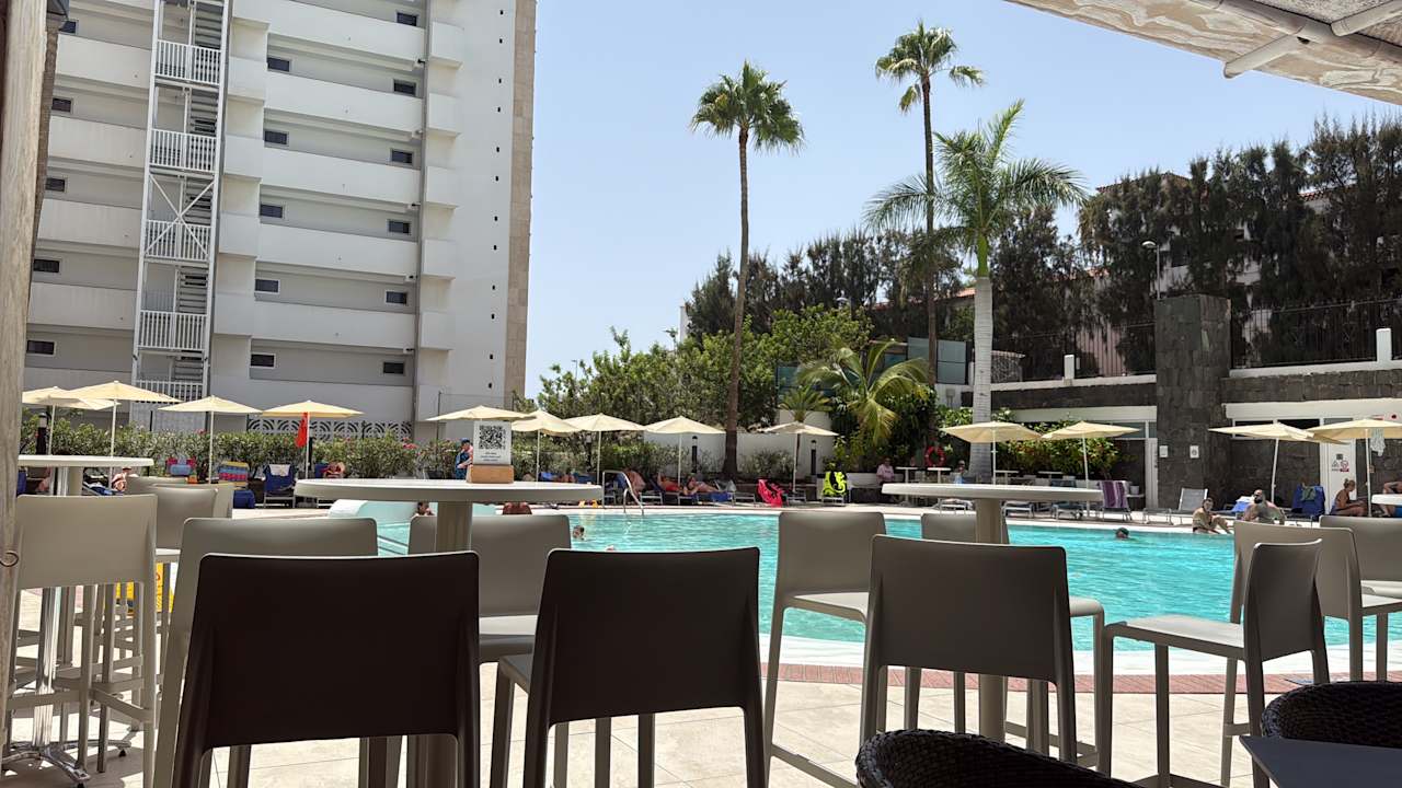 Pool allsun Hotel Lucana