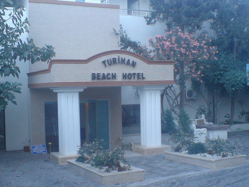 Wejście do hotelu Hotel Turihan