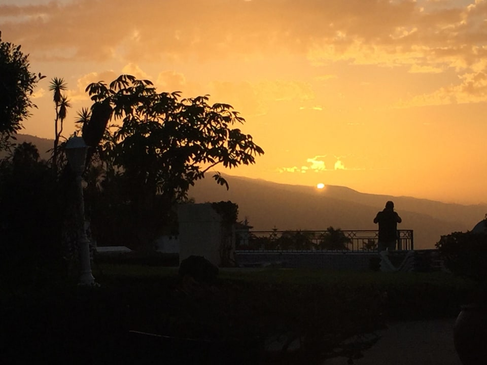 Sonnenuntergang Coral La Quinta Park Suites