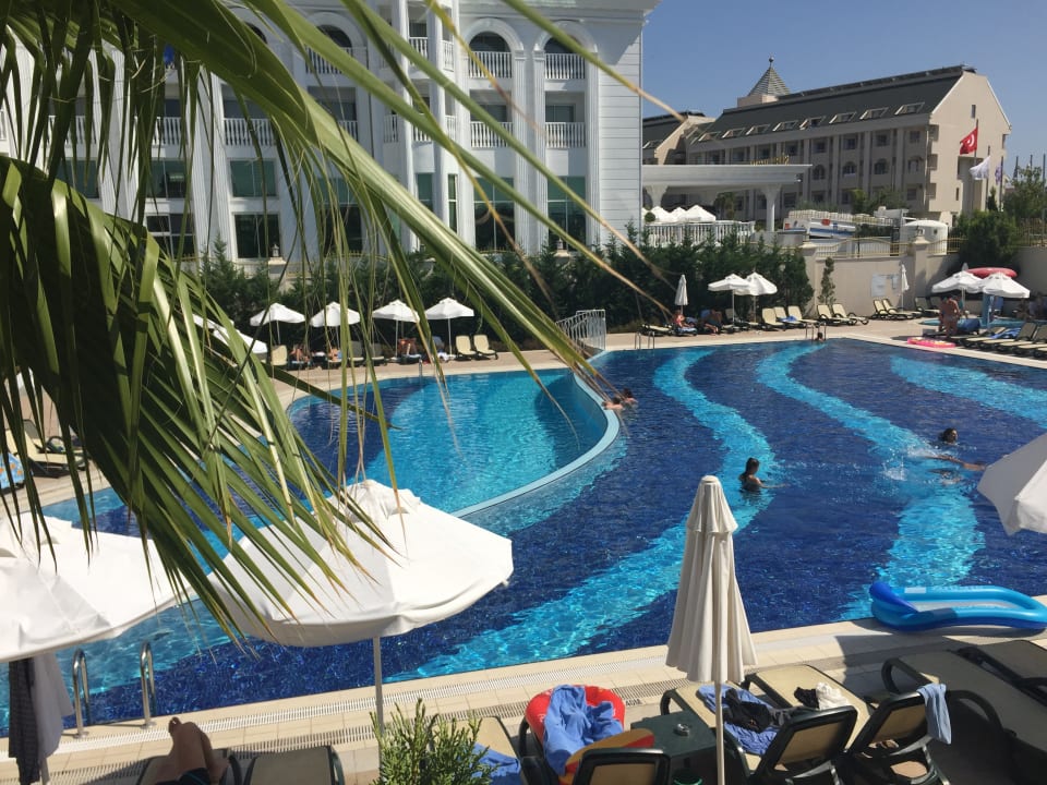 Pool Well Palace Side