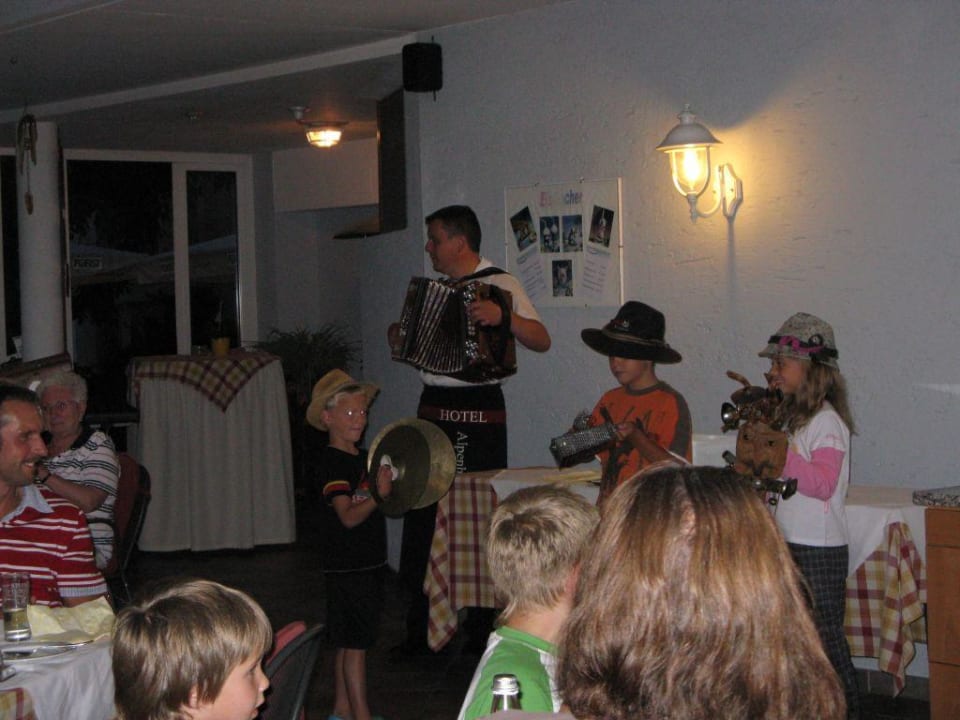 Schöner Abend nach dem Essen Alpenhof Lodge Passeiertal
