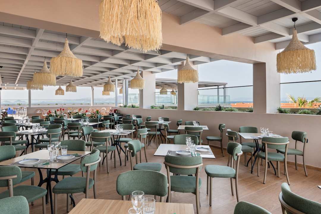 Gastro White Olive Marine Aquapark