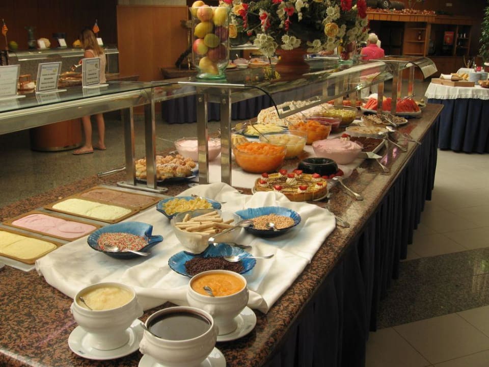 Dessert-Buffet Hipotels Mediterraneo