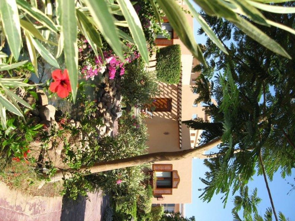 Weg zum Strand Hotel Nubian Village