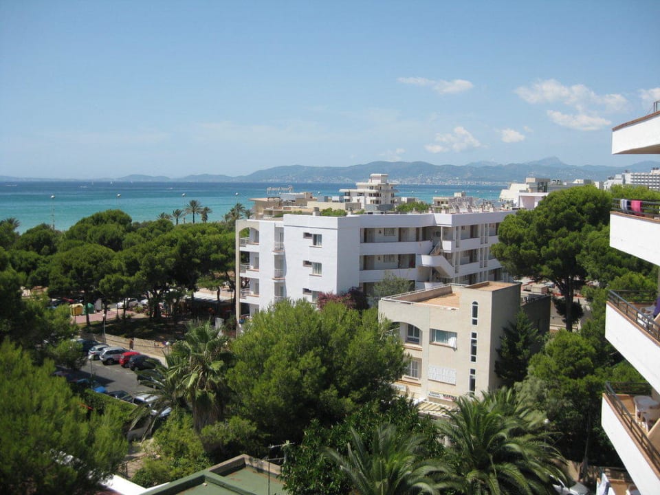 Nachbarhotel und Bucht von Palma Hotel Principe