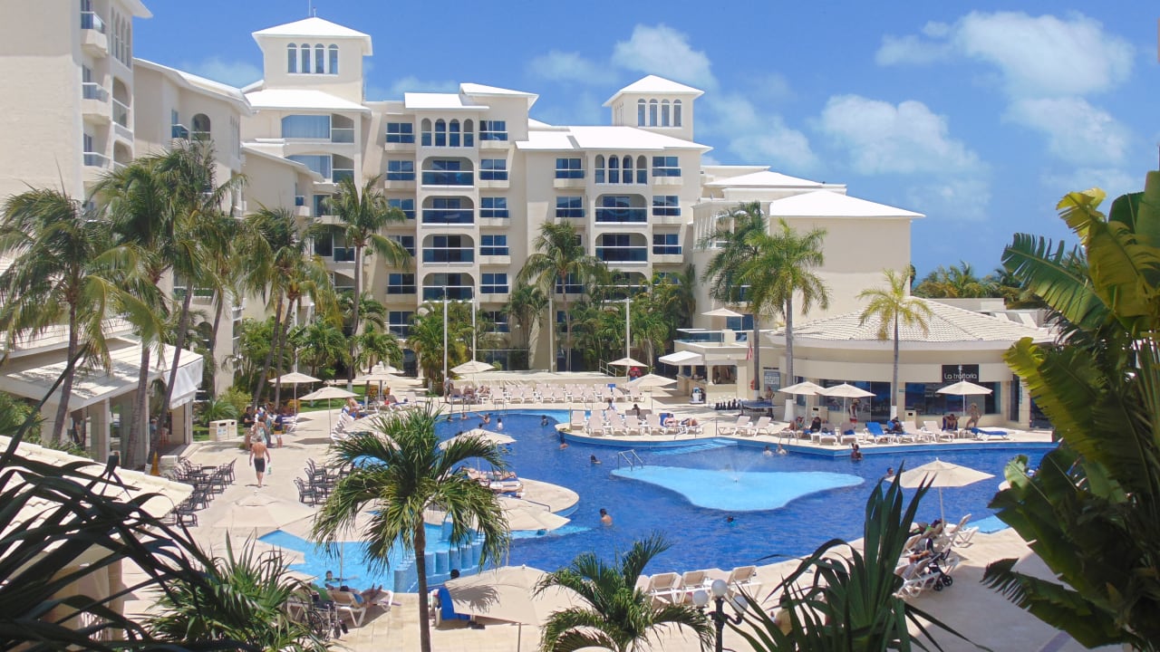 Pool Occidental Costa Cancún