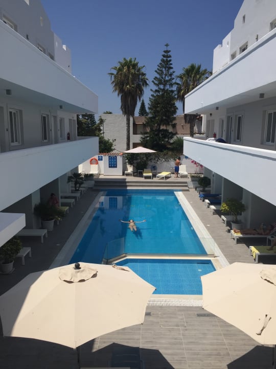 Pool Sentido More Meni Residence & Suites