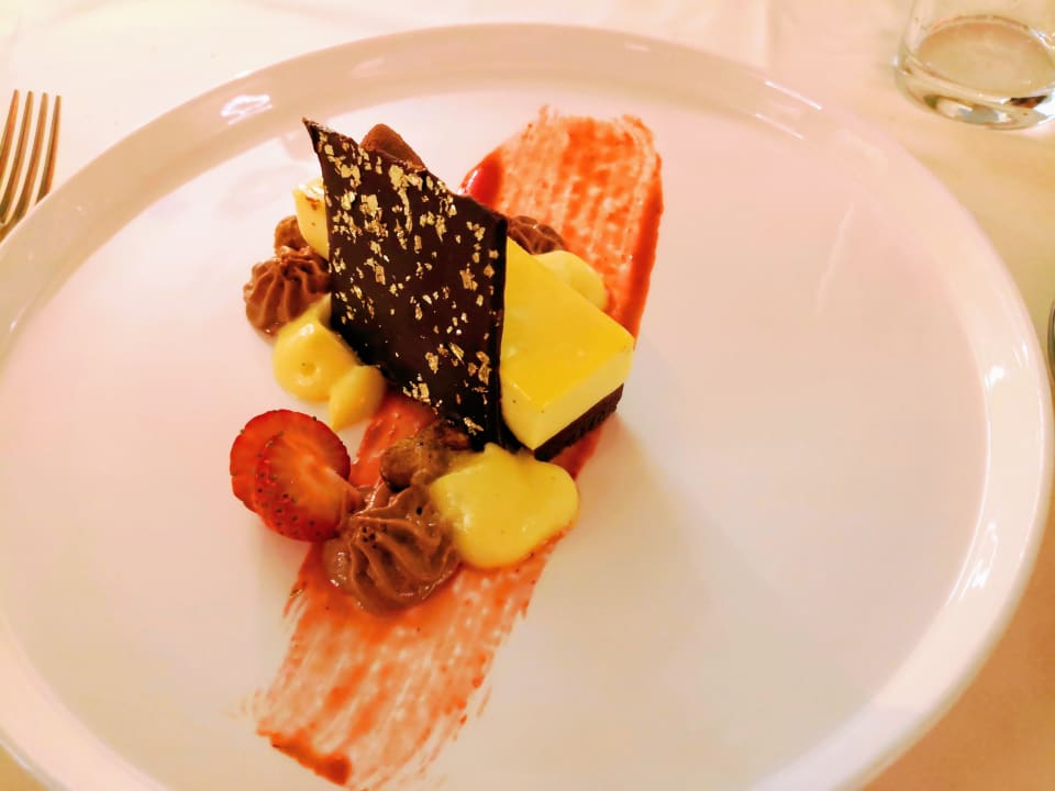 Gastro Hotel Almesberger