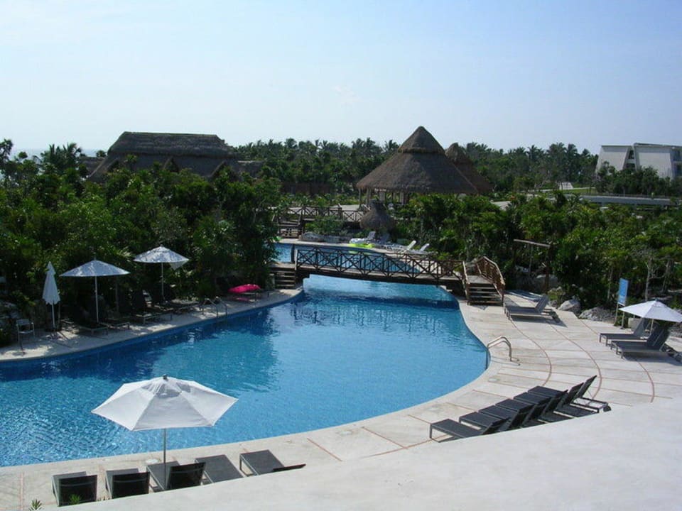 Une des nombreuses piscines Grand Sirenis Riviera Maya Resort & Spa
