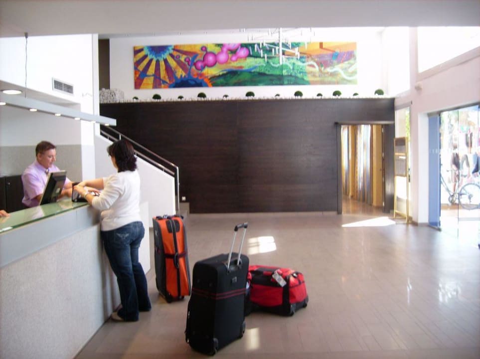 Eingangshalle und Rezeption Hotel Hispania