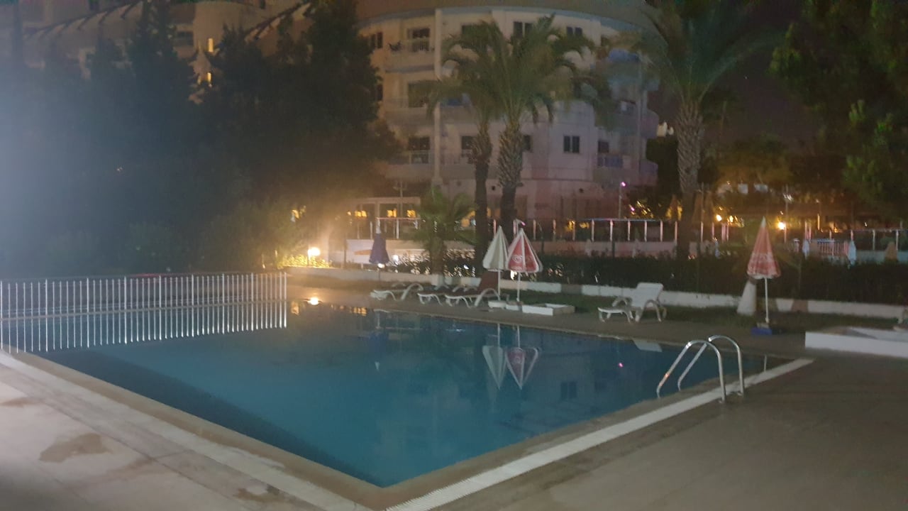 Pool Heaven Beach Aparthotel