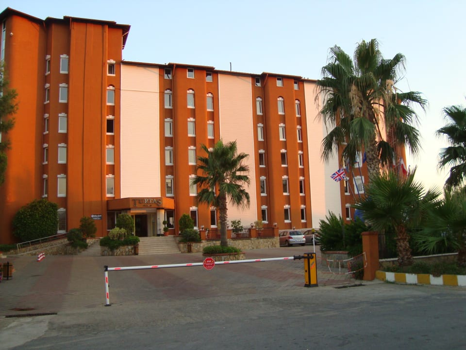 Вид отеля Club Turtas Beach Hotel