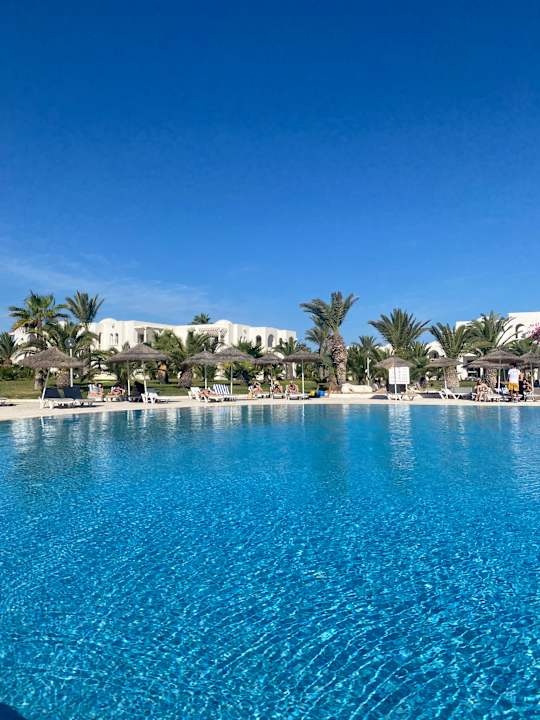 Pool Vincci Helios Beach