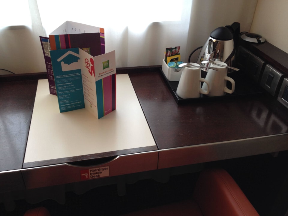 Schreibtisch Hotel ibis Styles Southwark Rose