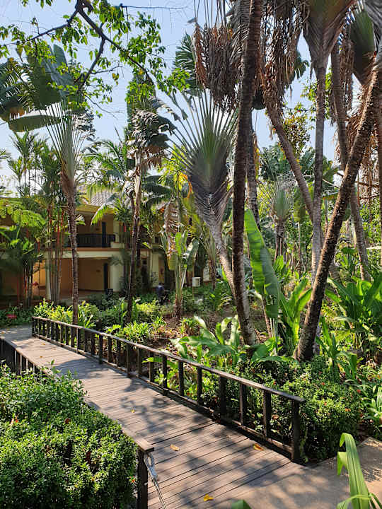 Gartenanlage Centara Koh Chang Tropicana Resort