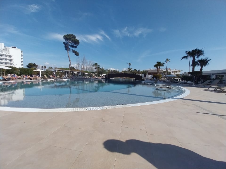 Pool BG Tonga Tower Design Hotel & Suites