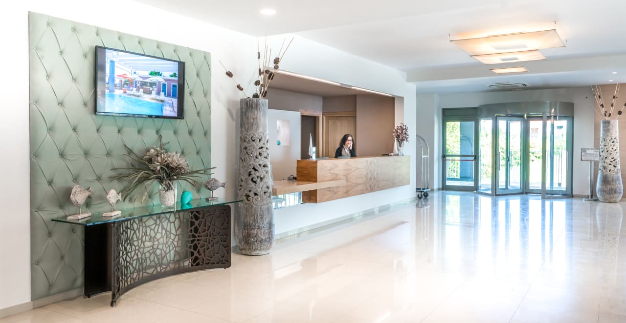 Lobby Elinotel Sermilia Resort