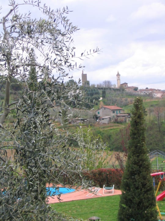 PAESAGGIO ATTORNO ALL'AGRITURISMO Agriturismo il Piastrino