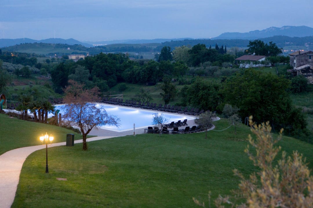 Pool Hotel Villa Cariola