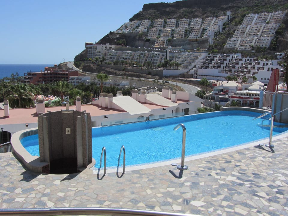 Pool Apartments Curasol
