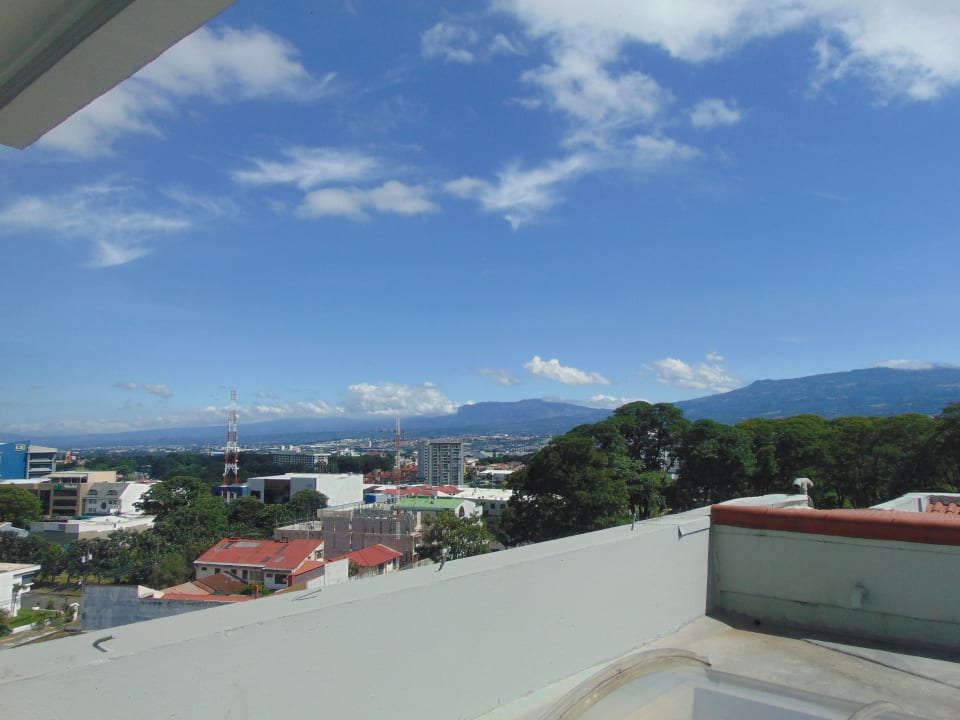 Ausblick Hotel Crowne Plaza San Jose Corobici