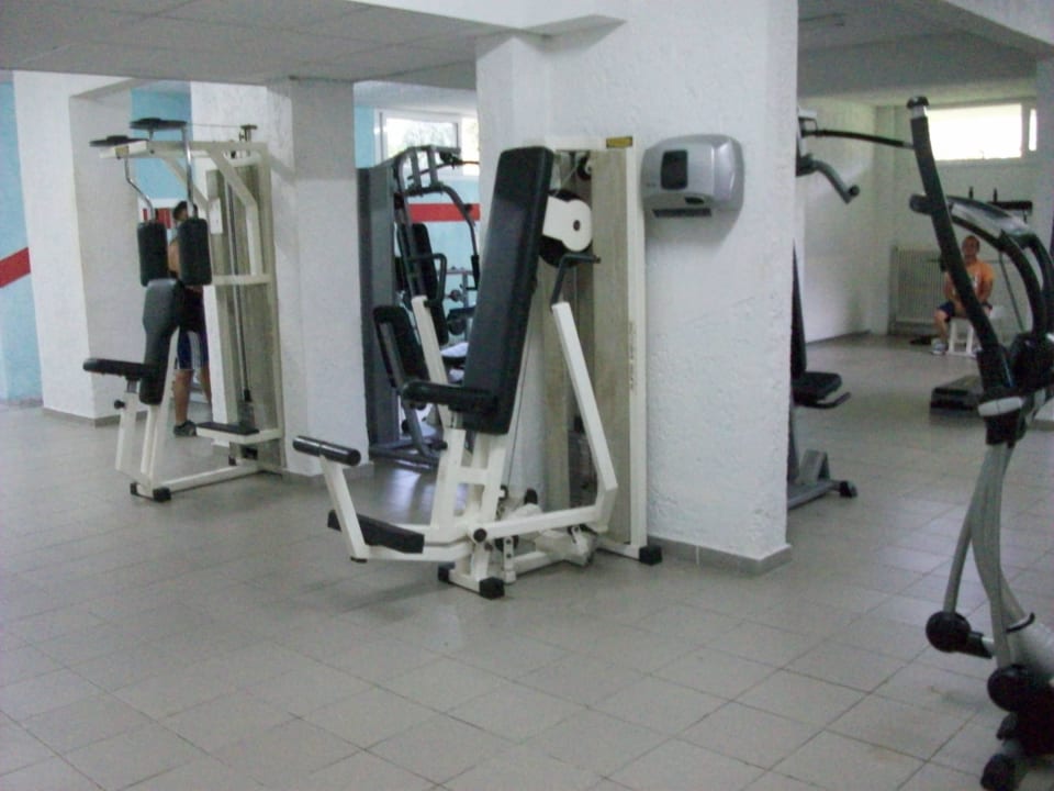 Fitnessraum alltoura Club Hotel Poseidon Palace